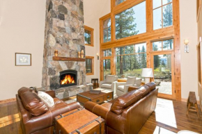 Caleb's Getaway by Tahoe Getaways at Old Greenwood- 3BR w Bonus Room, Pets Welcome & Ski Shuttle! Truckee